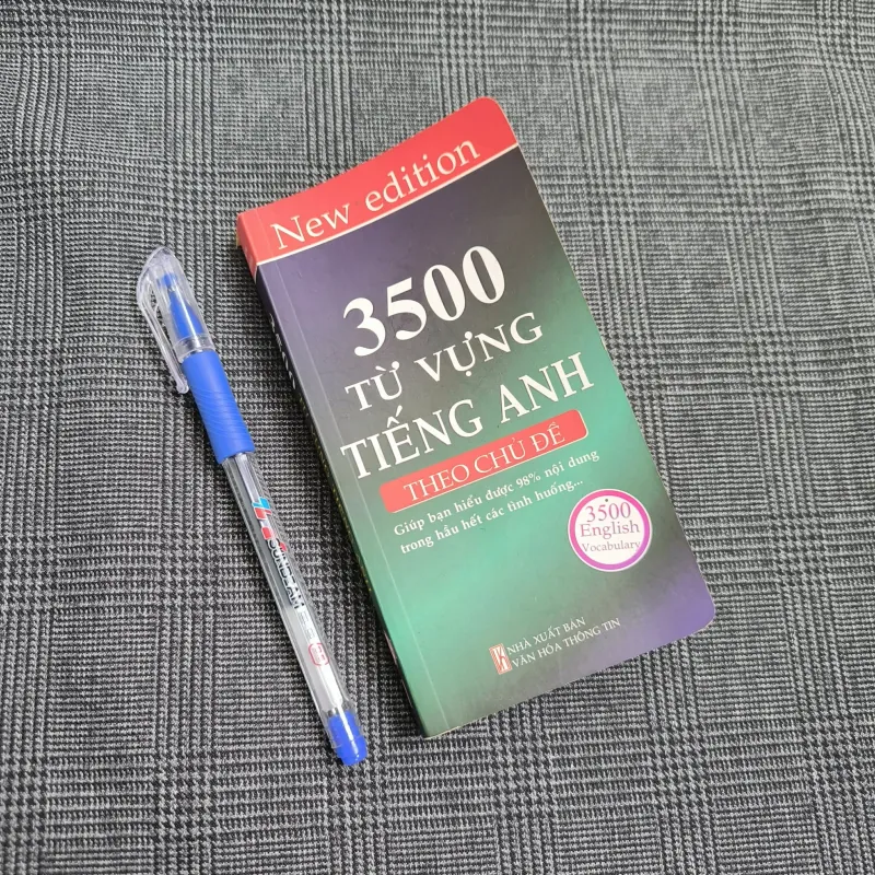 3500 Từ Vựng Tiếng Anh Theo Chủ Đề (Sách bỏ túi) 557576