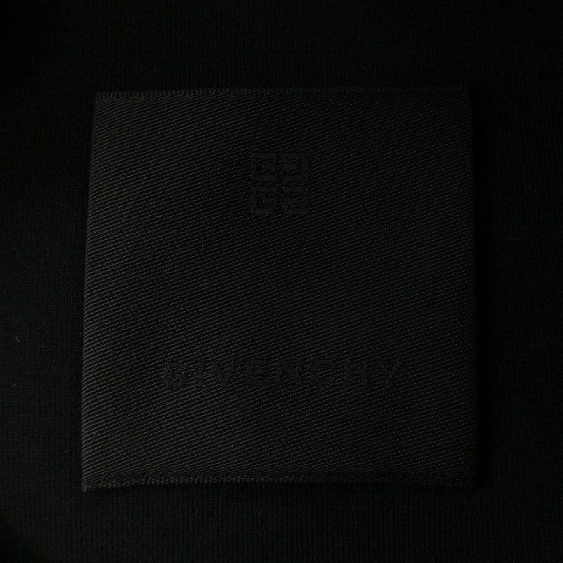 Áo thun GIVENCHY - Hàng hiệu Chính hãng 901991