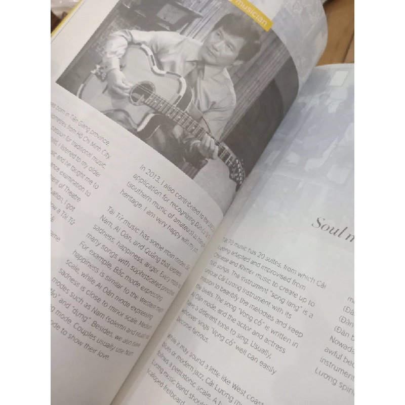 Beautiful and real: An oral history of Cải Lương - Hugo Frey, Suzanne Joinson 549426