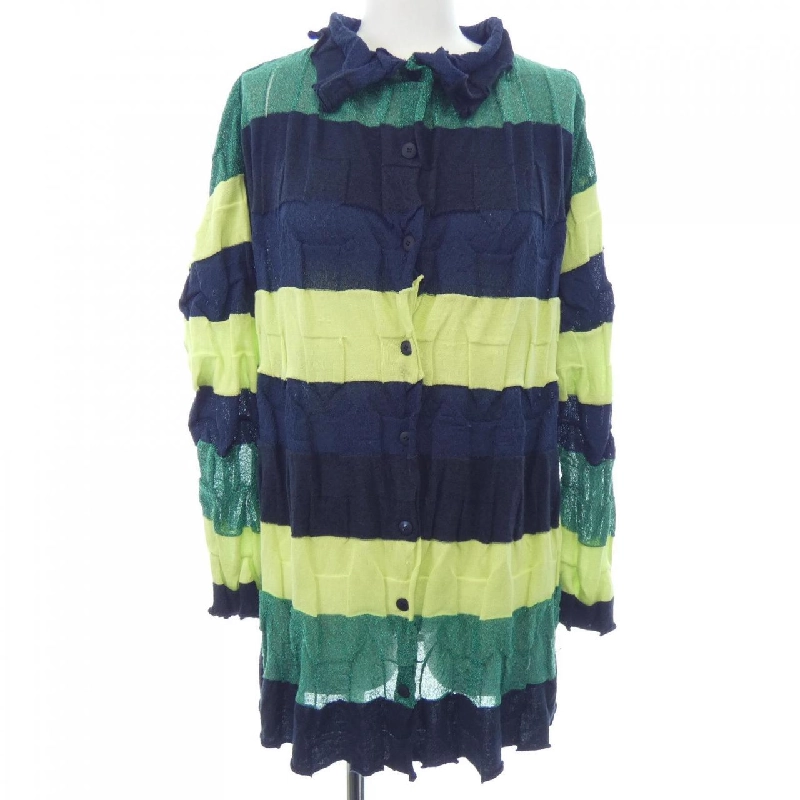 [Mục đủ điều kiện giảm giá] Áo ISSEY MIYAKE 642143