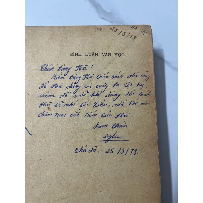 Bình luận văn học - Như Phong - Phê bình văn học 798650