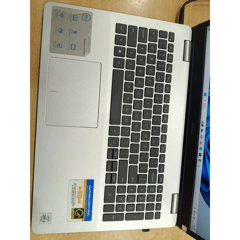 Thanh lý Máy tính Dell 5570 Core i5  1035 , Ram 8GB, SSD 512GB, màn hình 15,6 inch 715718