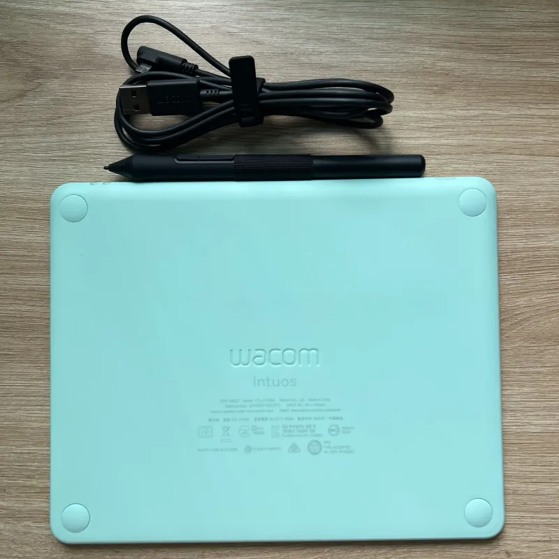 Bảng Vẽ Điện Tử Wacom Intuos S Bluetooth CTL-4100WL 760471