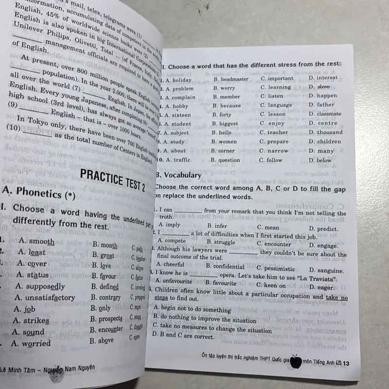 Ôn tập luyện thi trắc nghiệm môn Tiếng Anh 722300