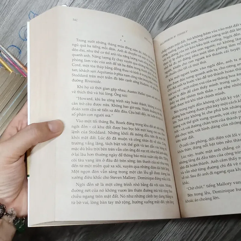 Suối Nguồn - Ayn Rand 1020089