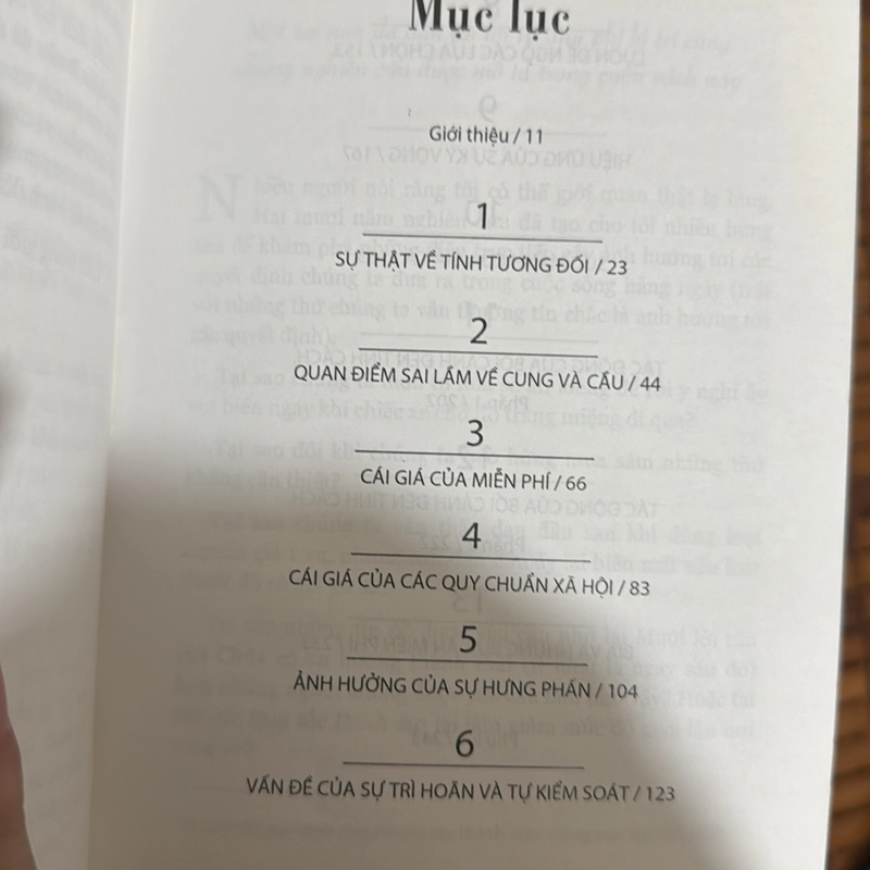 Phi lý trí - Dan Ariely 527540