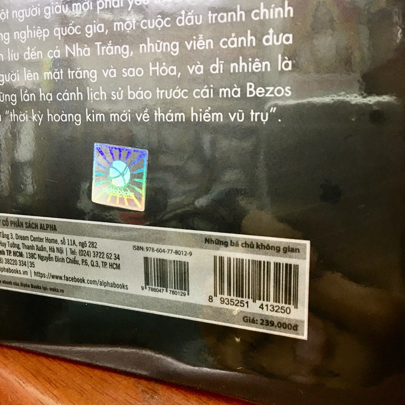 Những Bá Chủ Không Gian The Space Barons - Christian Davenport - Sách vẫn đẹp như mới 495257