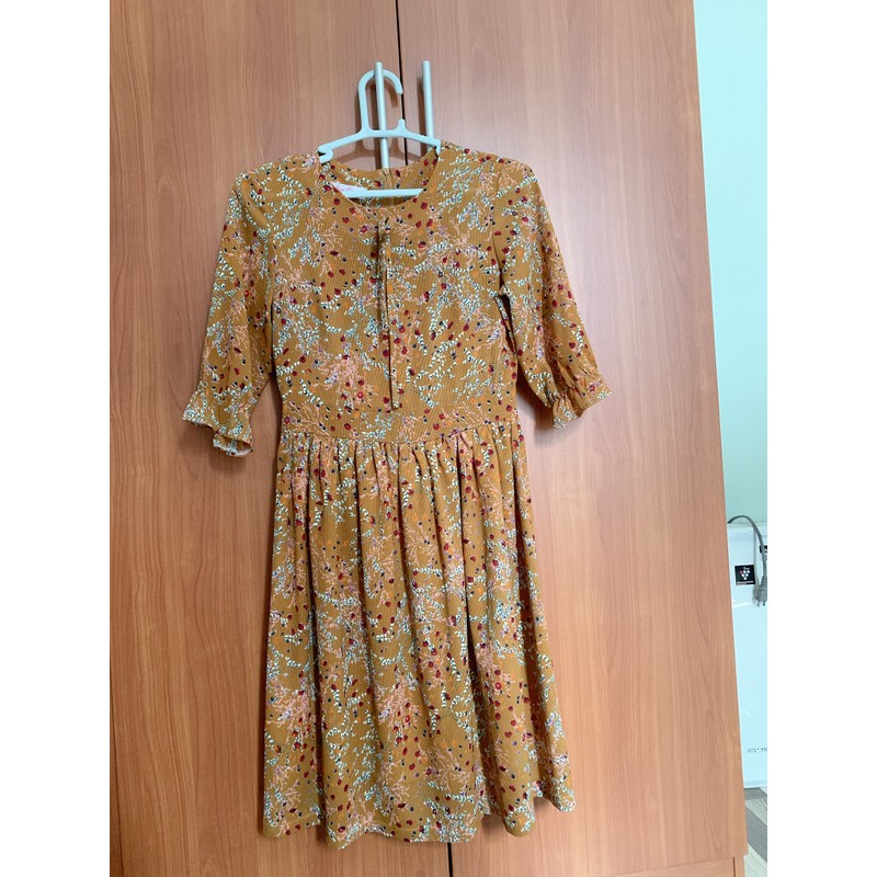 Thanh lý váy đầm hoa nhí Evalover size S  88110