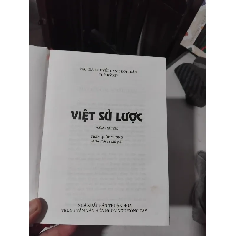 Việt sử lược GS Trần Quốc Vượng dịch  1021832