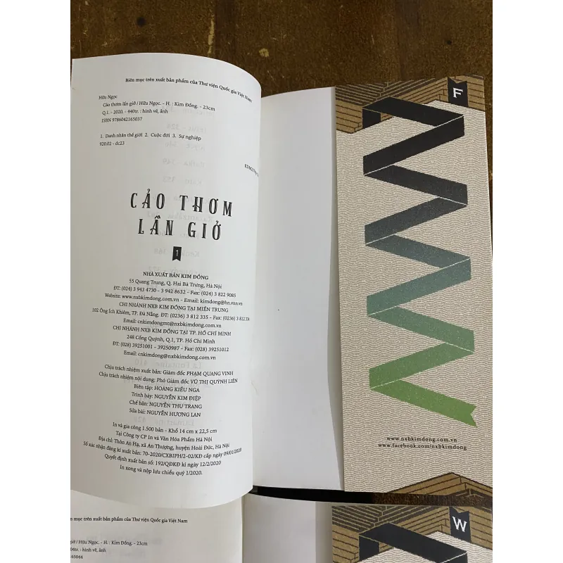 Cảo Thơm Lần Giở gồm hai quyển của nhà văn hóa Hữu Ngọc 1025451