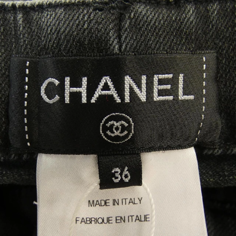 CHANEL P56067V42237 Jeans - Hàng hiệu Authentic 817951
