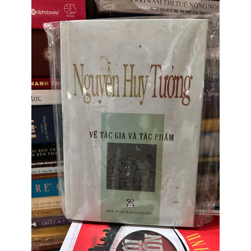 Nguyễn Huy Tưởng  về tác gia tác phẩm 1037553