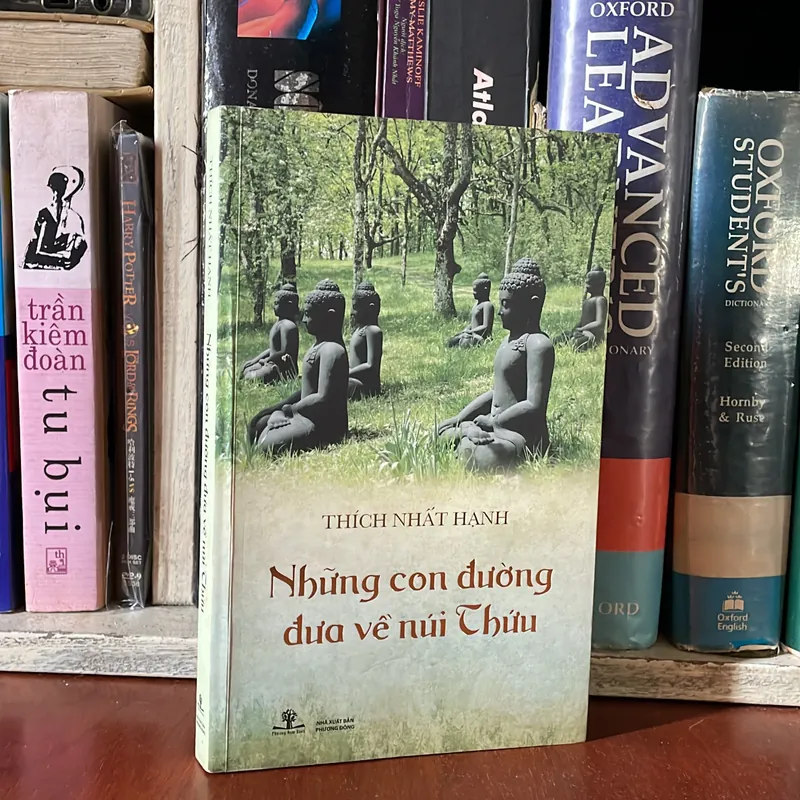 II Tựa sách: Những Con Đường Đưa Về Núi Thứu - Thích Nhất Hạnh - 2013 557954