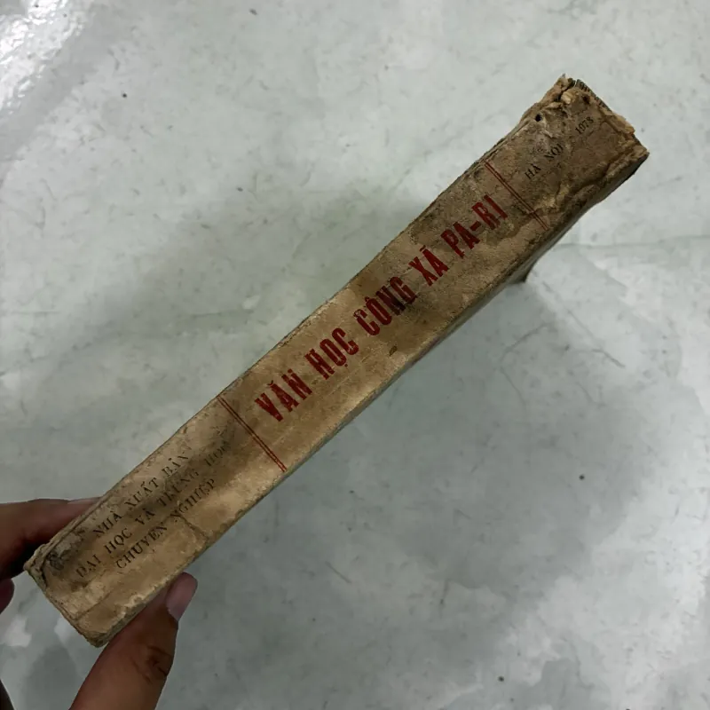 Văn học công xã Paris - Đỗ Đức Hiếu 1029687