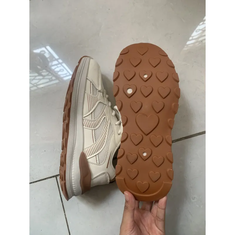Giày sneaker unisex (size 38)  1001842
