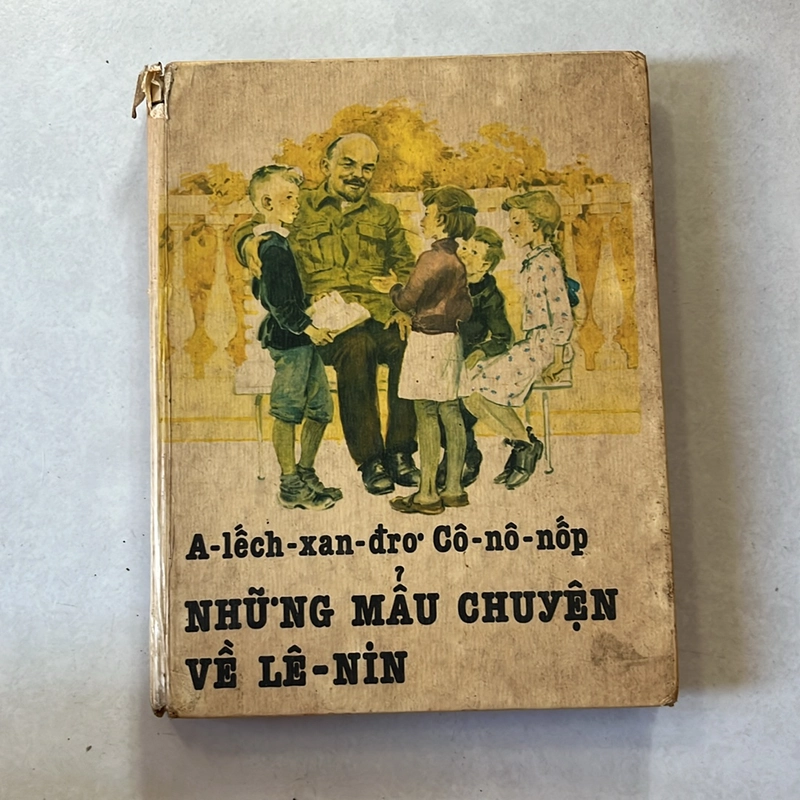 Những mẩu chuyện về Lenin  501866