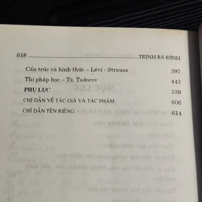 Chủ nghĩa cấu trúc và văn học 1042792