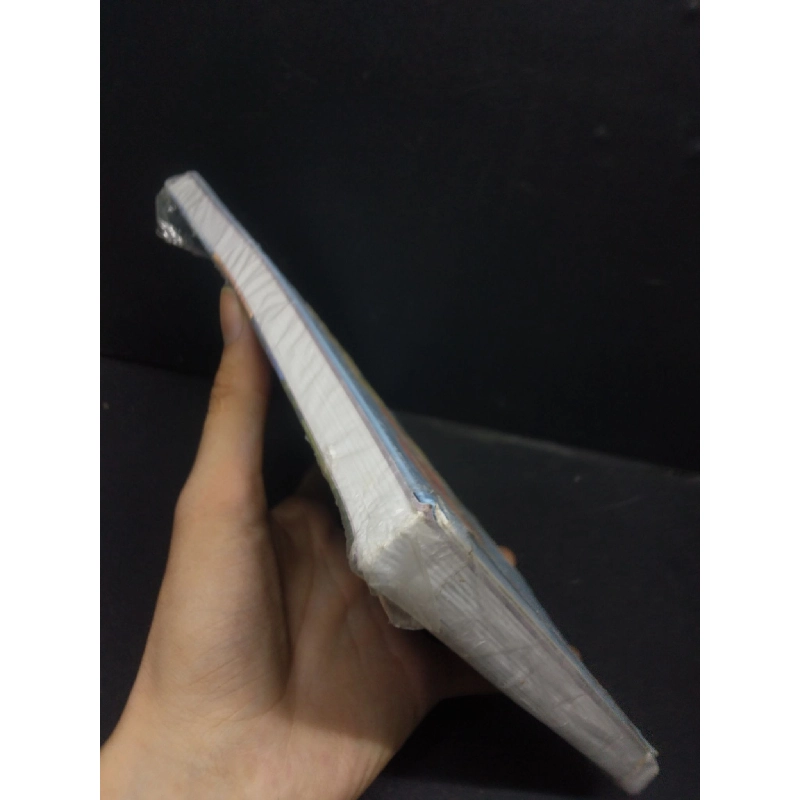 Thế Giới Robot - Tập 4: Chiến tranh giữa các vì sao, mới 90% (bẩn nhẹ), còn seal HCM2705 Tiếu Giang Nam 914417