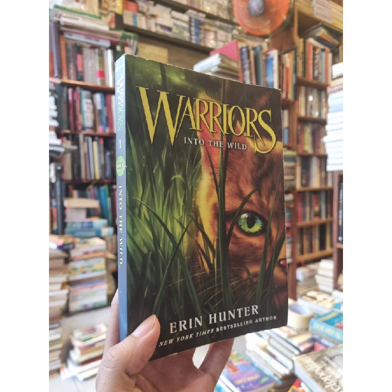 WARRIORS - Erin Hunter 270801