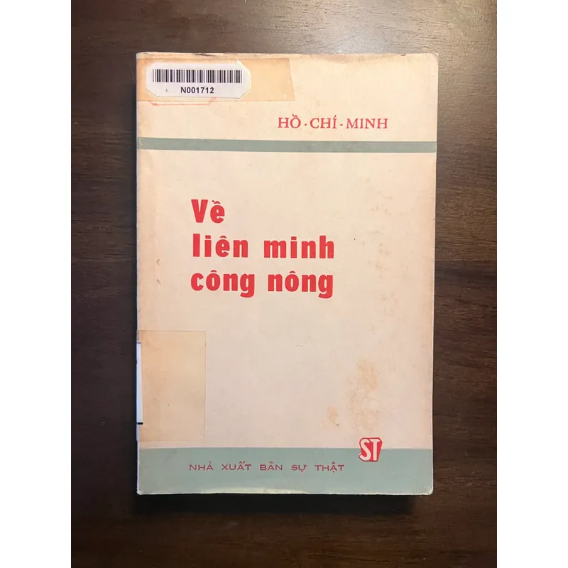 Bộ 6 cuốn tác phẩm của Hồ Chí Minh 559868