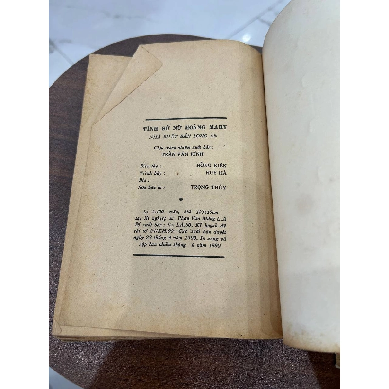 Tình Sử Nữ Hoàng Mary - John Hale 932913