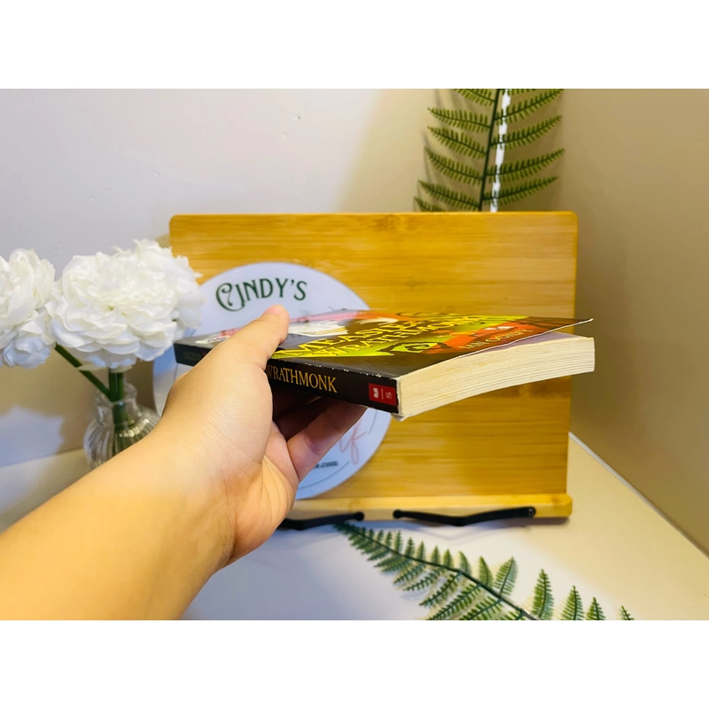 [Sách tiếng Anh 2hand] Like new 90% - Measle and the Wrathmonk - Ian Ogilvy 494087