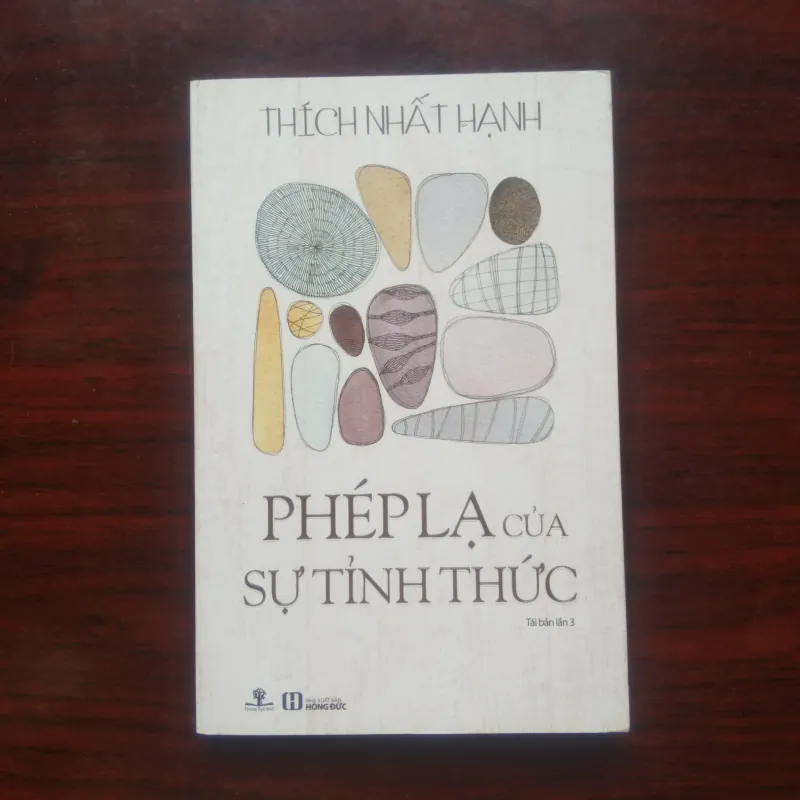 [Sách Phật Giáo] Phép Lạ Của Sự Tỉnh Thức (Thích Nhất Hạnh) 927759