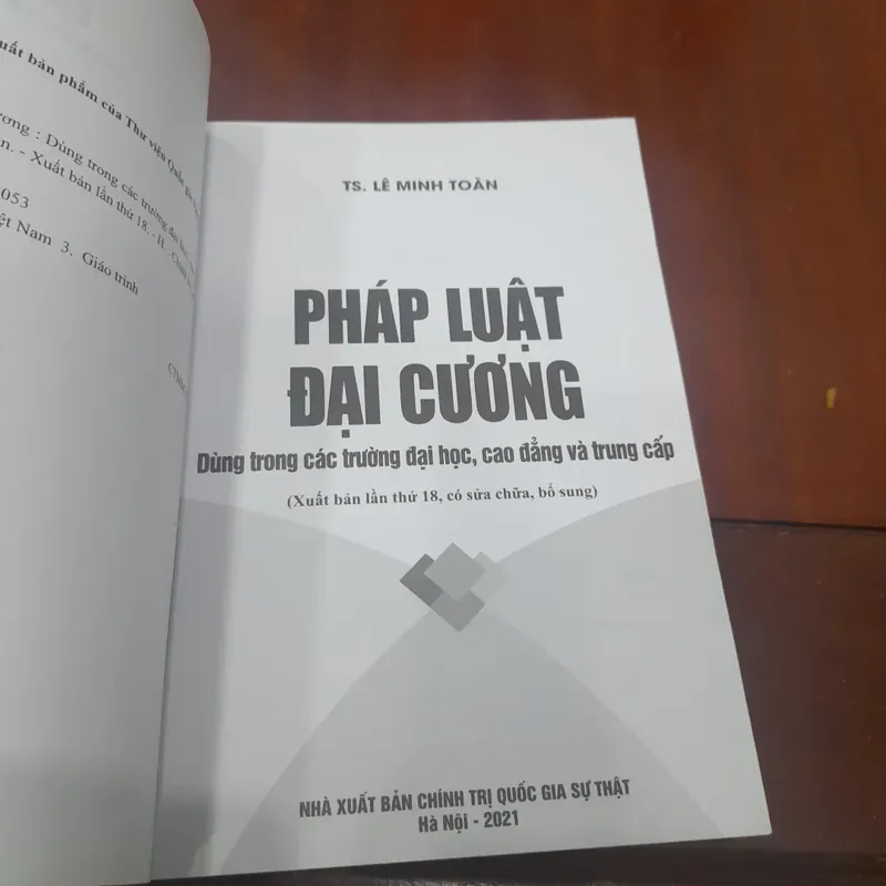 PHÁP LUẬT ĐẠI CƯƠNG 737670