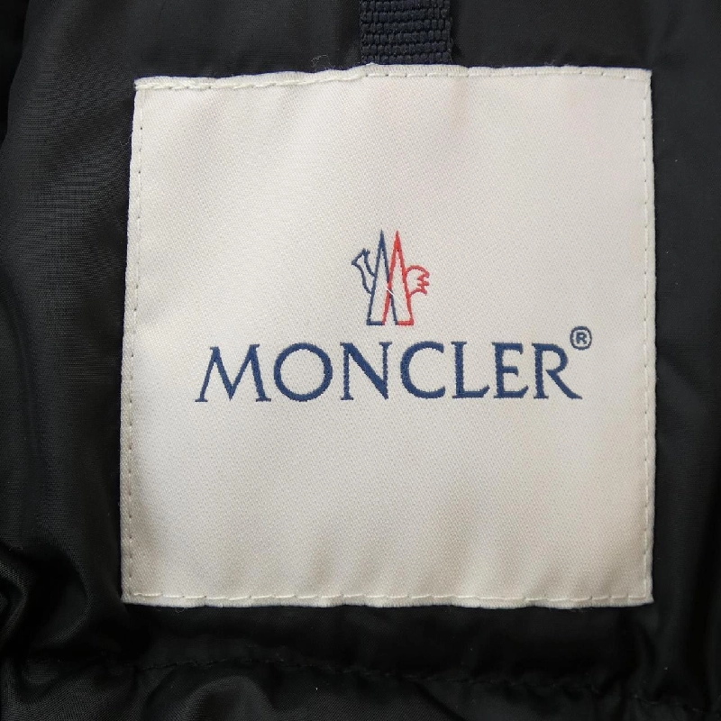 Áo khoác lông vũ MONCLER 643512