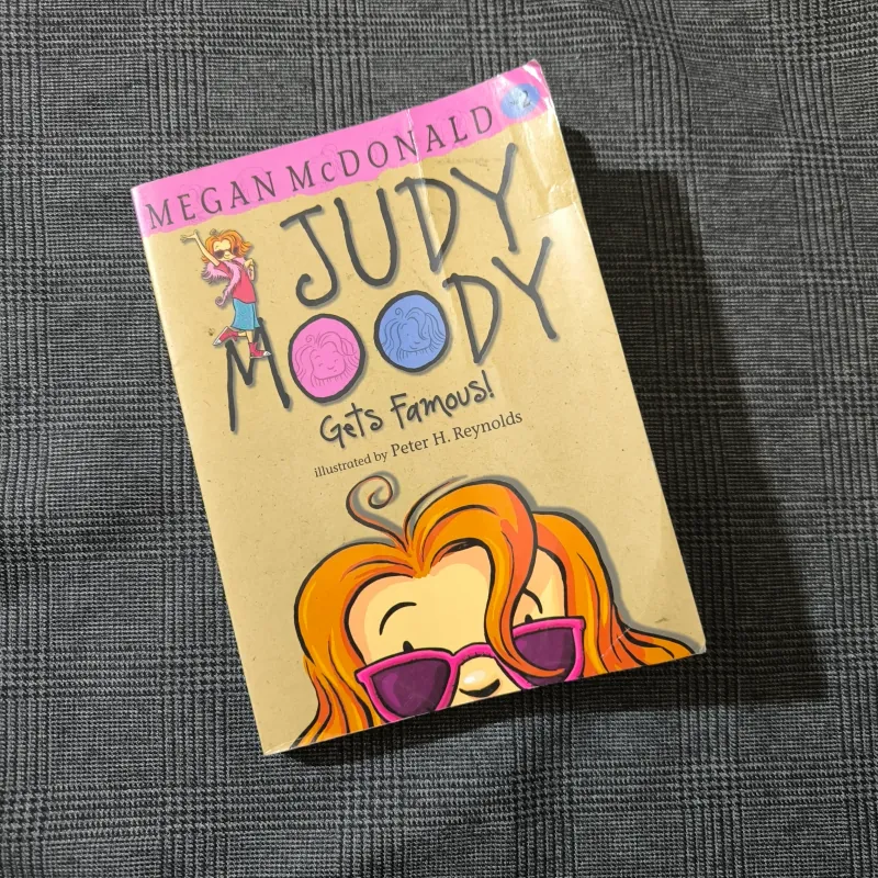 Judy Moody Book 2: Judy Moody Gets Famous! 791369