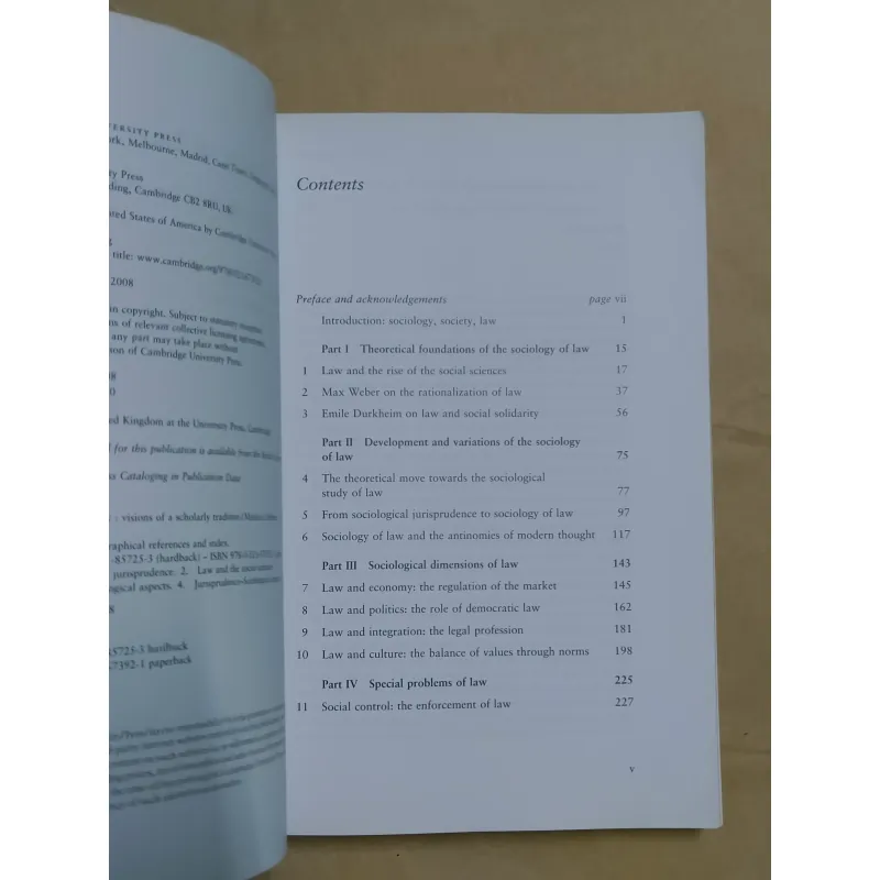 Sociology of Law: Visions of a Scholarly Tradition - Mathieu Deflem 1007190