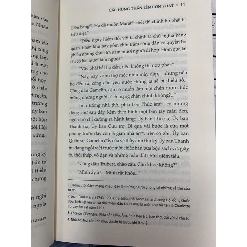 CÁC HUNG THẦN LÊN CƠN KHÁT - ANATOLE FRANCE 526353