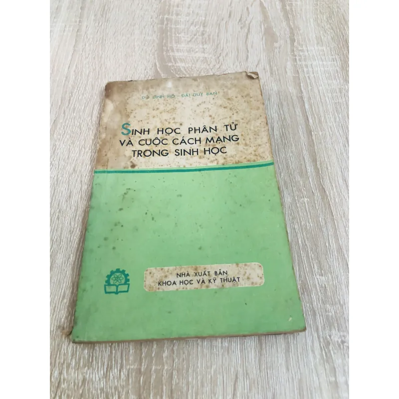 SINH HỌC PHÂN TỬ VÀ CUỘC CÁCH MẠNG TRONG SINH HỌC 960208