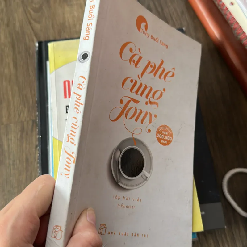 Sách Cà phê cùng Tony 971131