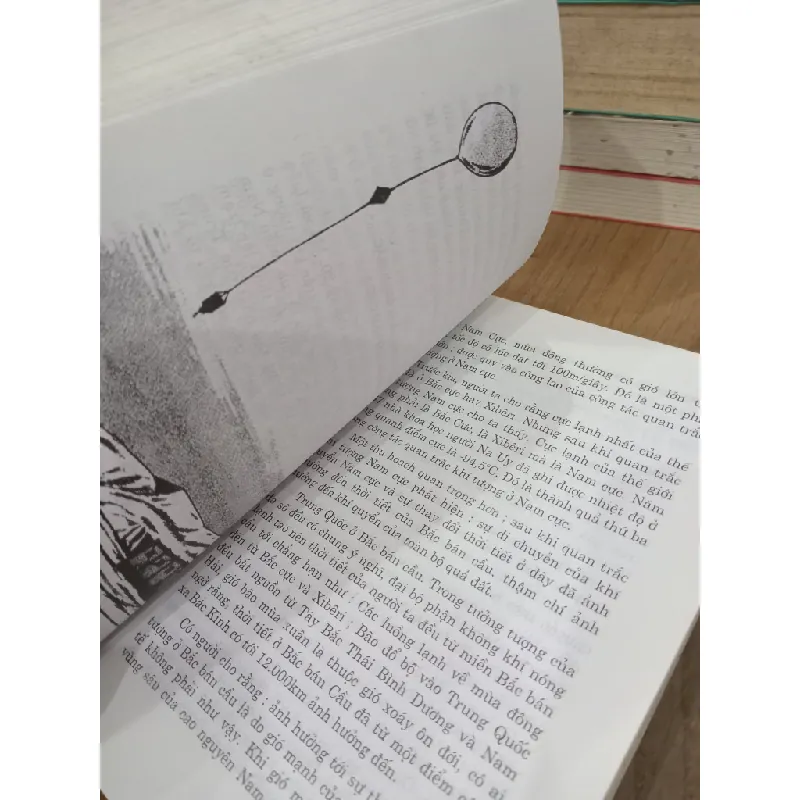 Thế giới khoa học: Trái đất - Nghiêm Tế Viễn chủ biên 698826