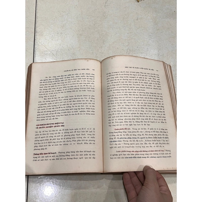 Nguyên tắc quản trị phận tích các chức vụ quản trị - 1973 526294