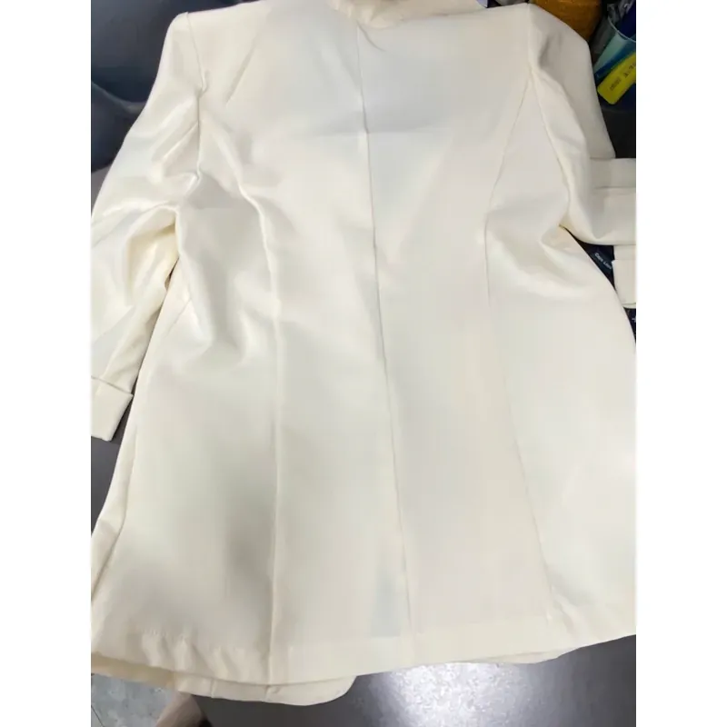 MỚI 95%***ÁO BLAZER NỮ MÀU TRẮNG BE/TRẮNG NGÀ- TAY LỬNG- *SIZE M* 591541
