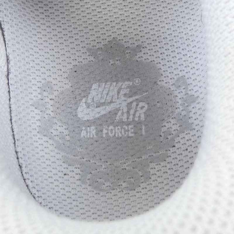 Giày thể thao NIKE - Hàng hiệu Authentic 828704