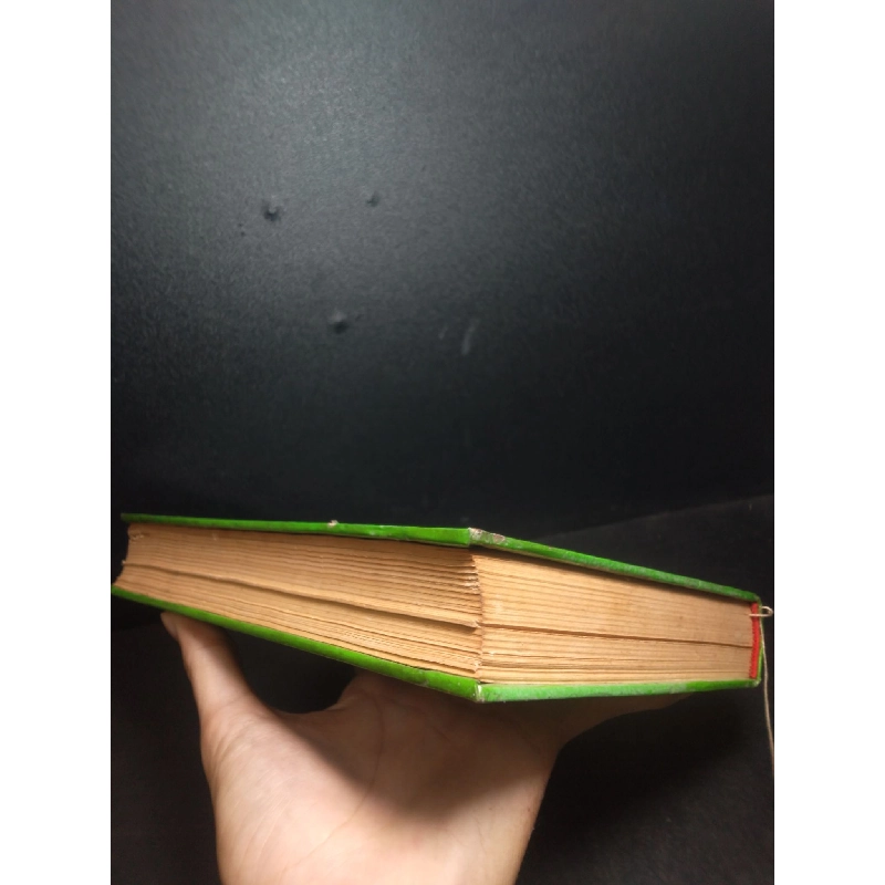 Tam Quốc Chí tập 2 (bìa cứng) La Quán Trung năm 1995 mới 70% ố vàng HCM0612 436889