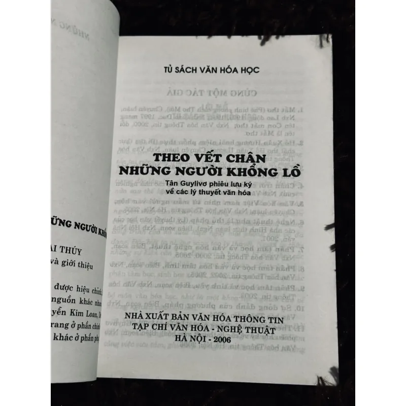 Theo vết chân những người khổng lồ 763364