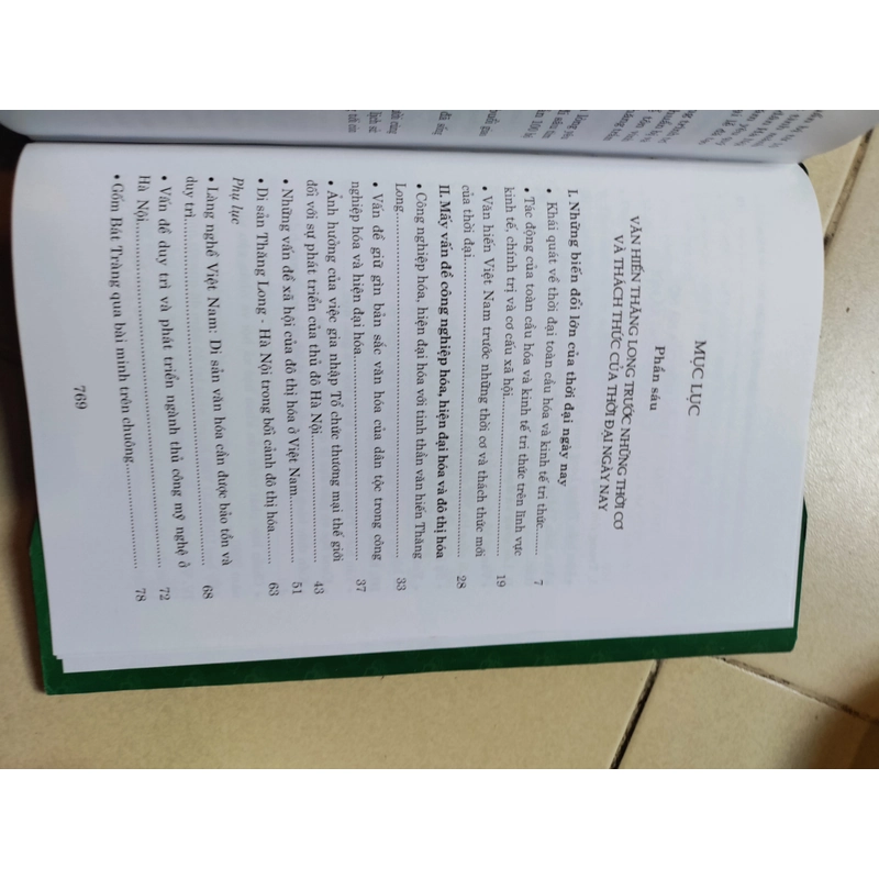 Văn hiến thăng long 2 tập ( tập 2+ tập 3) 526449