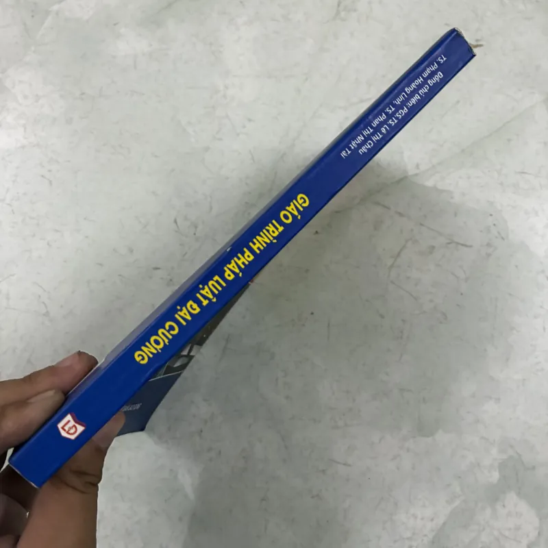 Giáo trình pháp luật đại cương 1010121