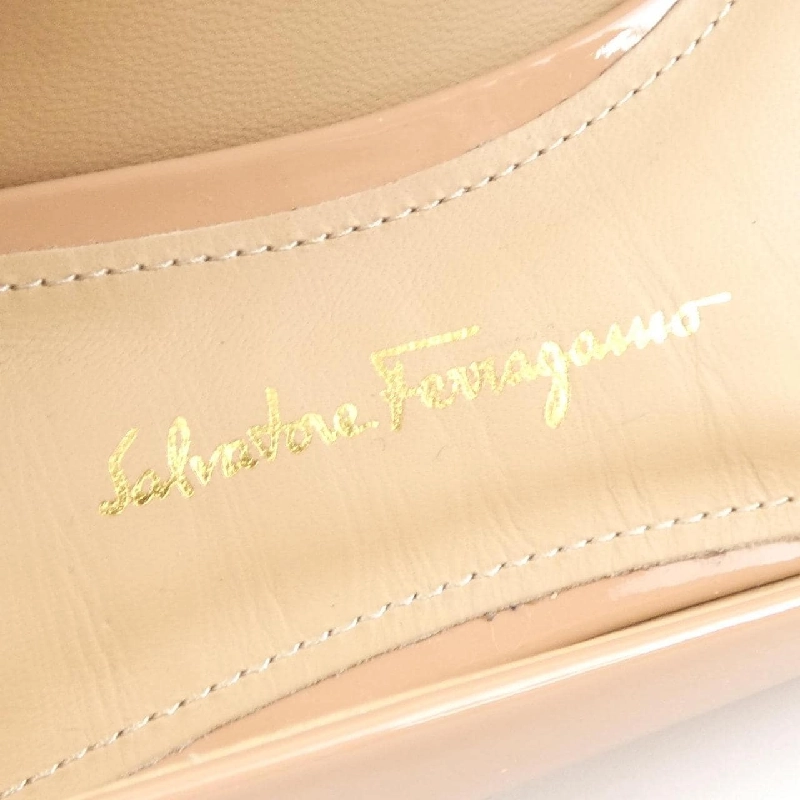 【Khuyến mãi】Giày cao gót Salvatore Ferragamo 663713