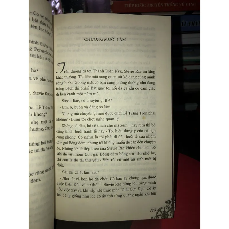 Bị đánh dấu - P.C.Cast + Kristin Cast 993331