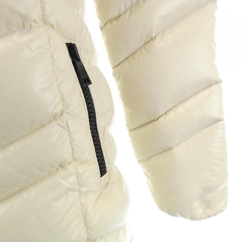 Áo khoác lông vũ MONCLER 644911