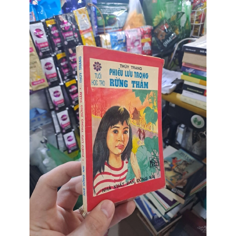 Tủ Sách Tuổi Học Trò 1993 mới 80% ố VĂN HỌC HCM3012 923536