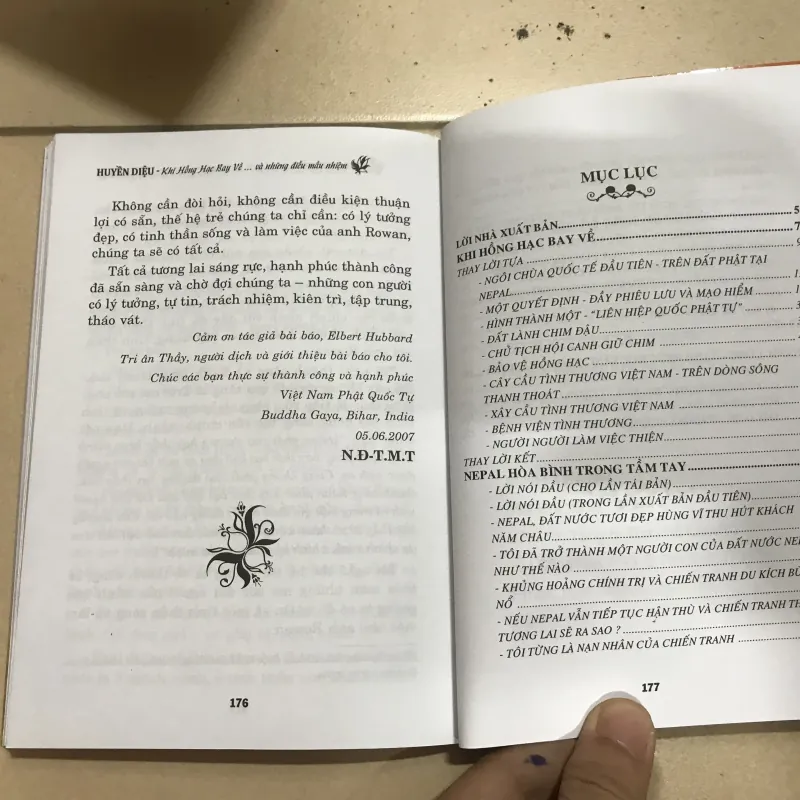 Khi Hồng Hạc Bay Về + Khi mặt trời lên  1028798