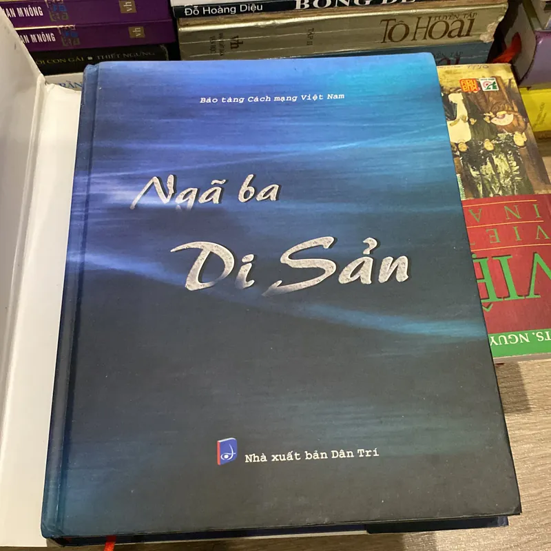 NGÃ BA DI SẢN, Phạm Quốc Quân, bản bìa cứng (XB 2011) 732979