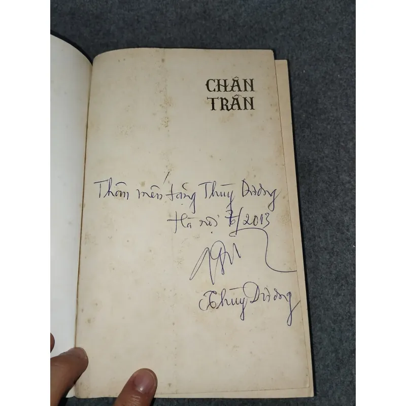 CHÂN TRẦN - THÙY DƯƠNG 588737
