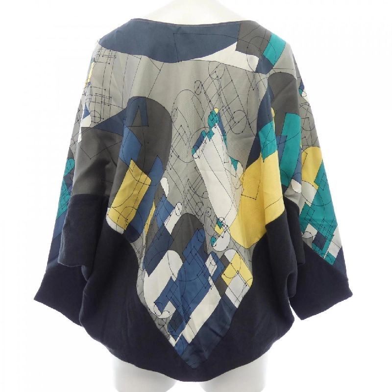 HERMES Top - Hàng hiệu Chính hãng 827402